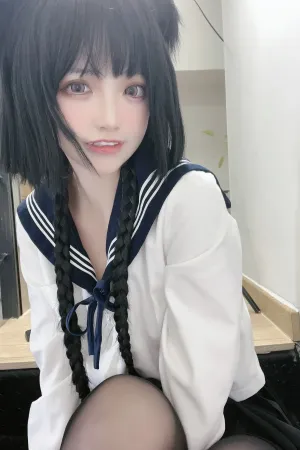 [WeiboGirl]微博红人 制服少女 疯猫ss
