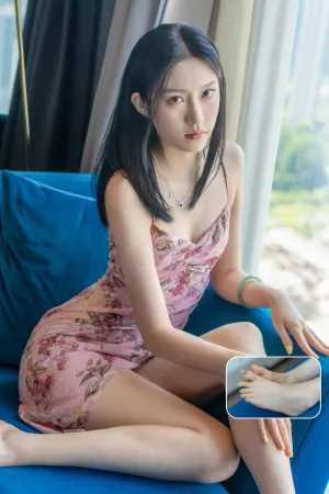 [Kelagirls]克拉女神 2022.08.09 花裙美足 芊芊