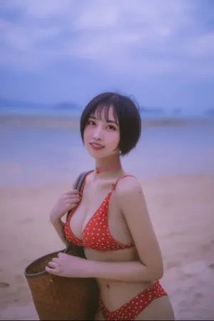 [WeiboGirl]微博红人 七月光荫 念雪ww