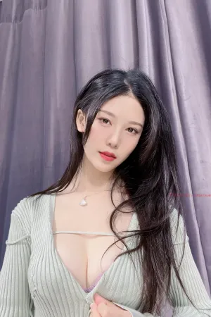 [WeiboGirl]微博红人 绿茶 利世