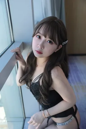 [WeiboGirl]微博红人 秋秋 小女巫露娜