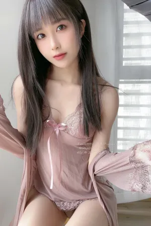 [WeiboGirl]微博红人 豆沙乳 布丁大法