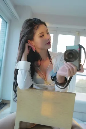 [Fuli]米友福利 自拍女郎 就是阿朱啊