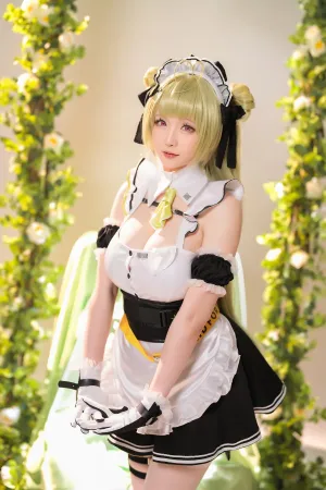 [Cosplay]角色扮演 短裙女仆装 白丝袜 索达 星之迟迟
