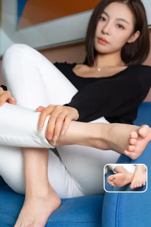 [Kelagirls]克拉女神 2023.10.08 赤脚酷模 东琪