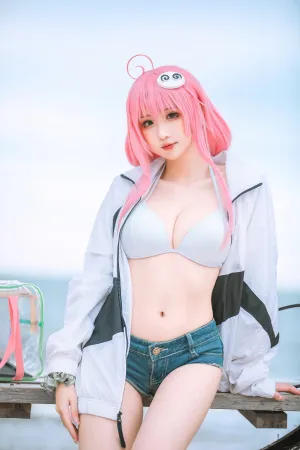 [Cosplay]角色扮演 海边沙滩 出包王女 菈菈 水着 瓦斯塔亚小龙虾