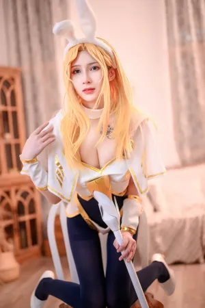 [Cosplay]角色扮演 白色 高叉连体衣 光辉兔女郎 Vams子