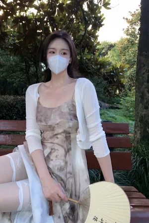 软妹 性感吊带裙 超薄白丝 半撩 良辰美足 软妹小九九