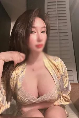 [FuLi]米友福利 居家 花色 丝质 连体睡衣 黄色睡袍 MIYA