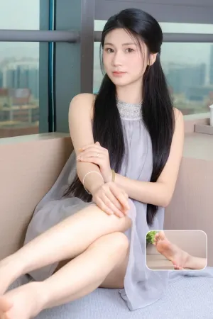 [Kelagirls]克拉女神 2024.04.12 古典裸足 欣泽