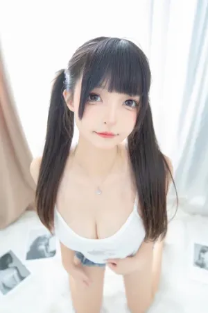 [WeiboGirl]微博红人 性感 吊带白T 超短牛仔裤 白丝裤袜 牛仔兔兔 神楽坂真冬