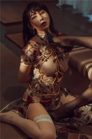 [FuLi]米友福利 奶桃 捆绑旗袍百合 云溪溪