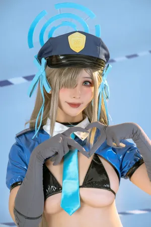 [Cosplay]角色扮演 奶桃桃 碧蓝档案 云溪溪