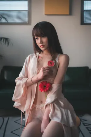 [FuLi]米友福利 花吃了那女孩 星野咪兔