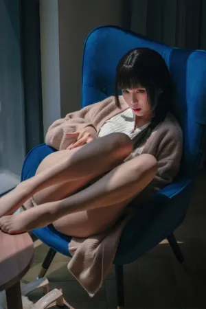 [FuLi]米友福利 肉丝家妻 轩萧学姐