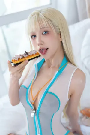 [Cosplay]角色扮演 灰色外衣 紧身 高叉 连体泳衣 原创竞泳 水淼Aqua