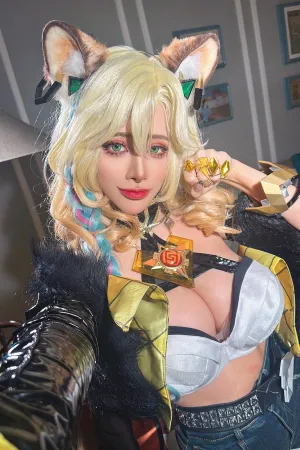 [Cosplay]角色扮演 白色内衣 原神希诺宁 Byoru