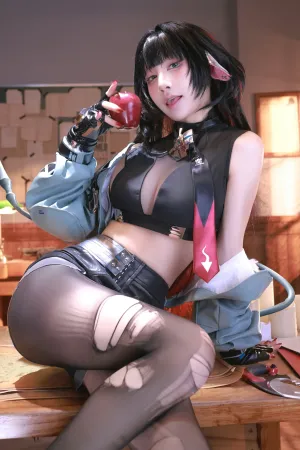 [Cosplay]角色扮演 2024年11月fantia订阅 简 &middot; 杜 水淼aqua