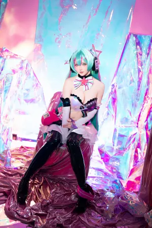 [Cosplay]角色扮演 内衣 Miku初音未来喵斯快跑 星之迟迟