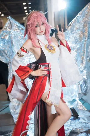 [Cosplay]角色扮演 八重神子 糖果果candy