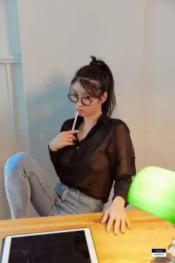 [LEEHEE_EXPRESS]李熙速递 LEHC-068A Woo