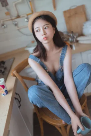 [Cosplay]角色扮演 厨房 牛仔 背带裤 年年Nnian