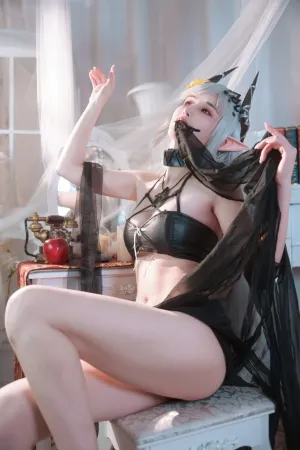 [Cosplay]角色扮演 明日方舟 泥岩 鹿八岁