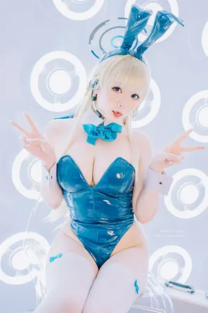 [Cosplay]角色扮演 蔚蓝档案 飞鸟马时 兔女郎 霜月shimo