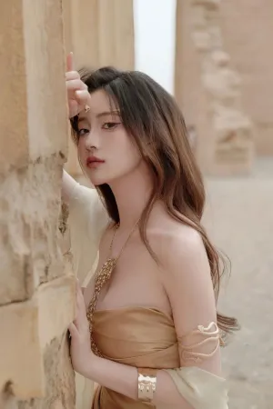 [Cosplay]角色扮演 圣墟 废墟 年年Nnian