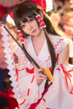 [Cosplay]角色扮演 博丽灵梦 楚楚子w