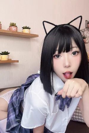 [FuLi]米友福利 白色短T JK短裙 露白丝吊袜 JK喵酱 Money冷冷