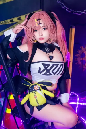 [Cosplay]角色扮演 黑色 皮质 情趣 Nicole Messie_Huang