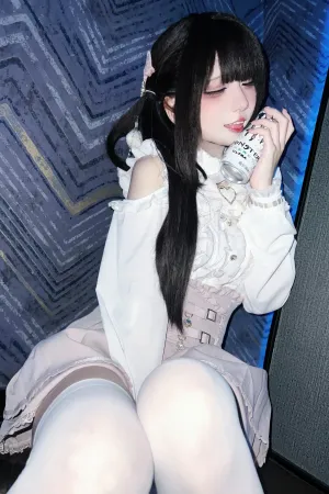 [Cosplay]角色扮演 与地雷系女子的ktv约会 纸悦Etsu_ko