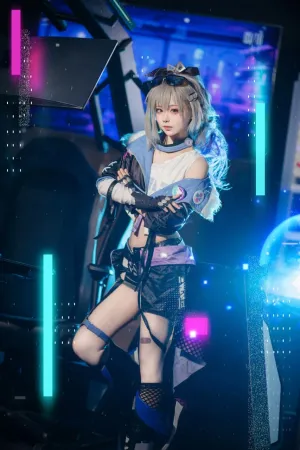 [Cosplay]角色扮演 崩坏:星穹铁道 银狼 花柒Hana