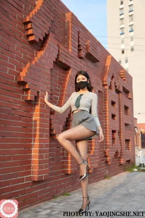 [YaoJingShe]妖精社 T2044 下班路上 苏伟