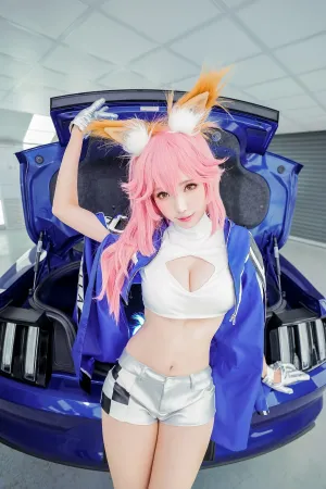 [Cosplay]角色扮演 玉藻前赛车 ElyEE子