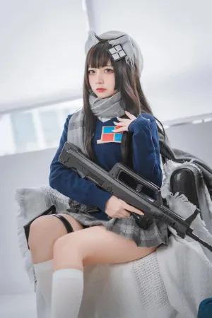 [Cosplay]角色扮演 少女前线 95式#JK 二佐Nisa
