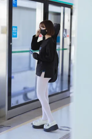 [FuLi]米友福利 升玖老师 白丝 地铁吉他 洛桑w伊梓