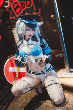 [Cosplay]角色扮演 交错战线 刃齿 女警 宮本桜