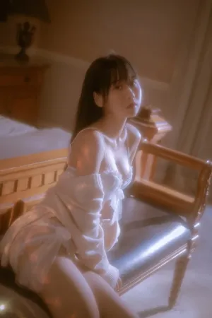 [Original]原创写真 泳池 吊带 人鱼姬 萌芽儿o0