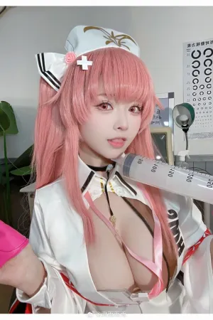 [Cosplay]角色扮演 碧蓝航线 英仙座 HMS Perseus 护士 肃雨雨雨