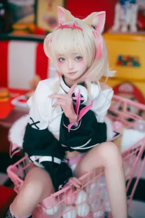 [Cosplay]角色扮演 茸茸 阿比斯加德 Mococo Abyssgard Irisuare愛莉