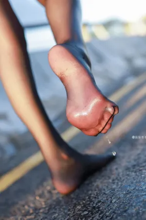 [Cosplay]角色扮演 黑丝 午后JK 柒柒不可爱