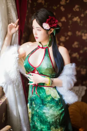 [Cosplay]角色扮演 古典 系带 绿色旗袍 钛合金TiTi