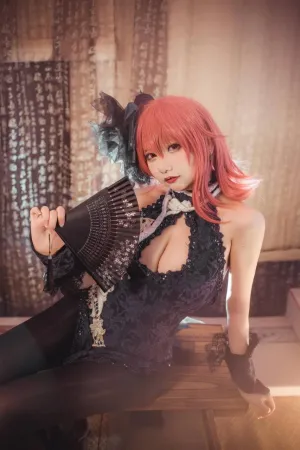 [Cosplay]角色扮演 碧蓝航线 黑太子 旗袍 是一只熊仔吗