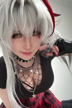 [Cosplay]角色扮演 明日方舟 维什戴尔 Wi&scaron;'adel 絞肉姬Walk&uuml;re