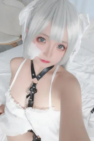 [Cosplay]角色扮演 情趣皮带 初音酱 自拍 日奈娇