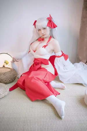 [Cosplay] 碧蓝航线 可畏 巫女 - 阿半今天很开心