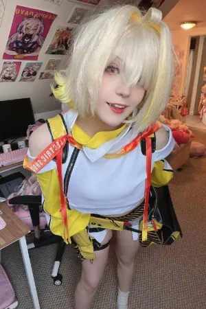 [欧美Cos] NIKKE 伊莱格 Elegg - Satin Stars