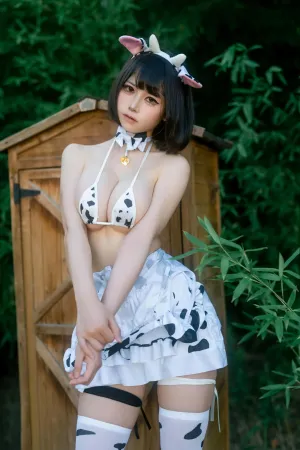 [Cosplay] 铁手叫兽 奶牛装 我和牛牛有个约会 - 玖岁饱饱